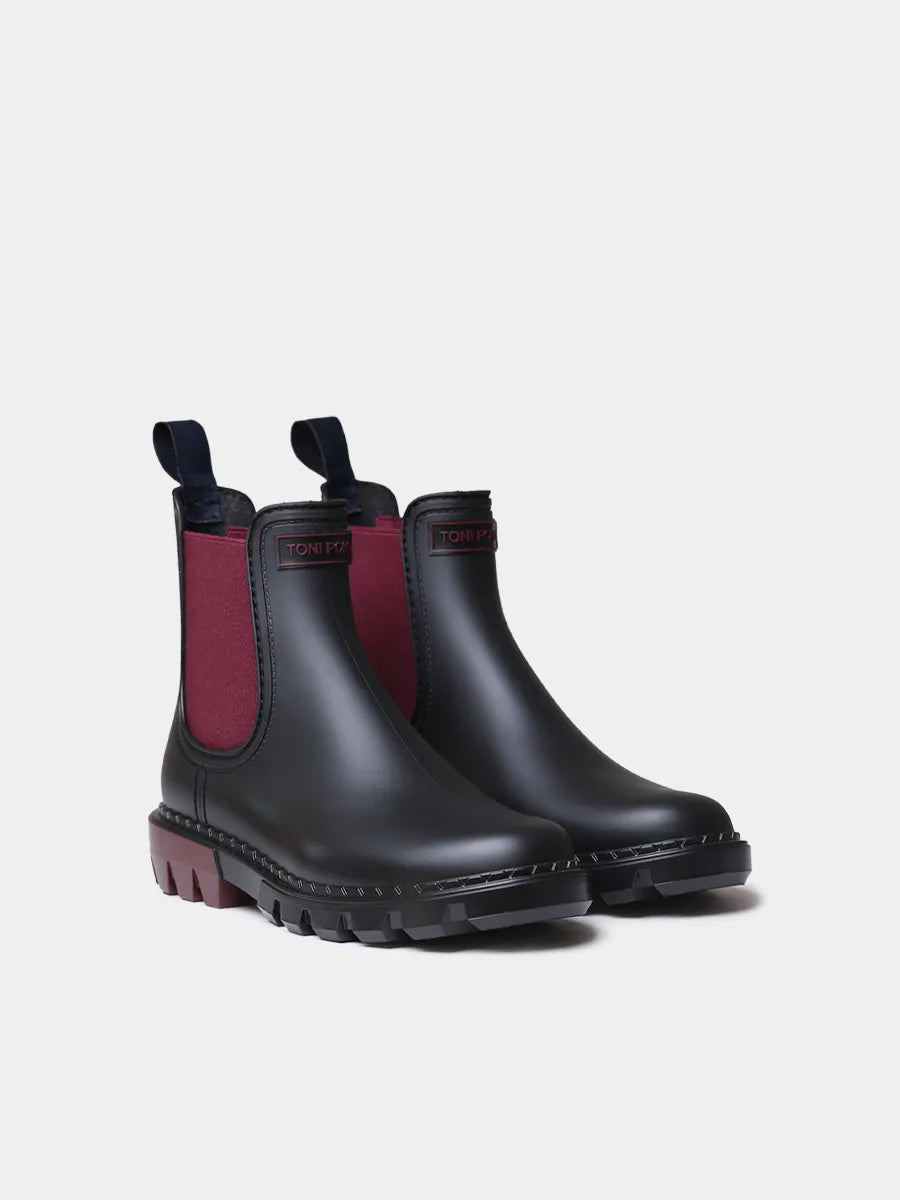 Women's rain boots in glossy rubber
