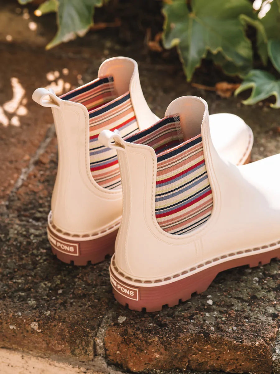 Women's rain boots