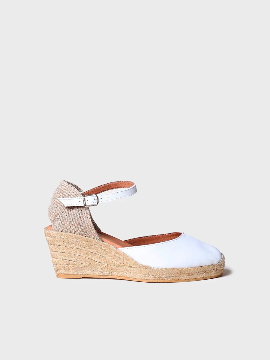 Closed leather espadrilles for women