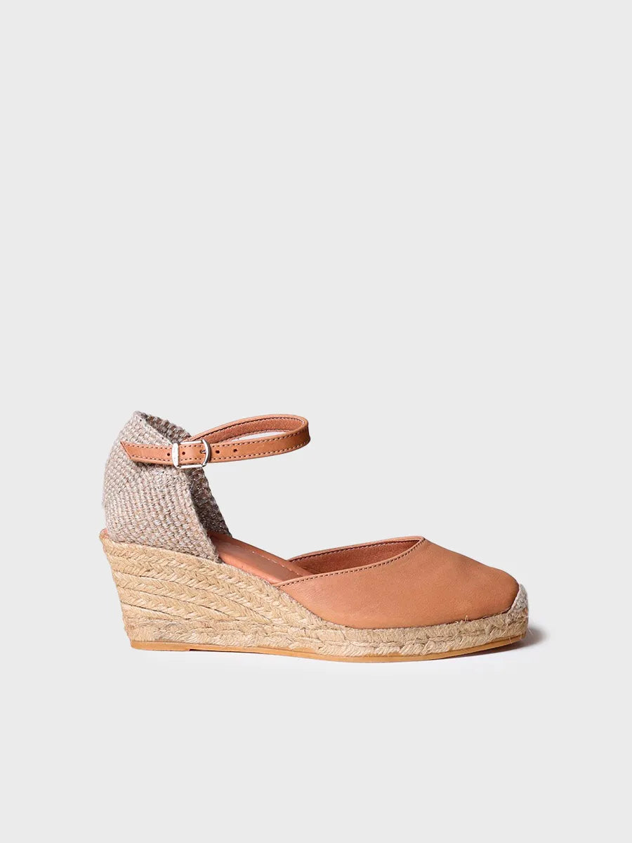 Closed leather espadrilles for women