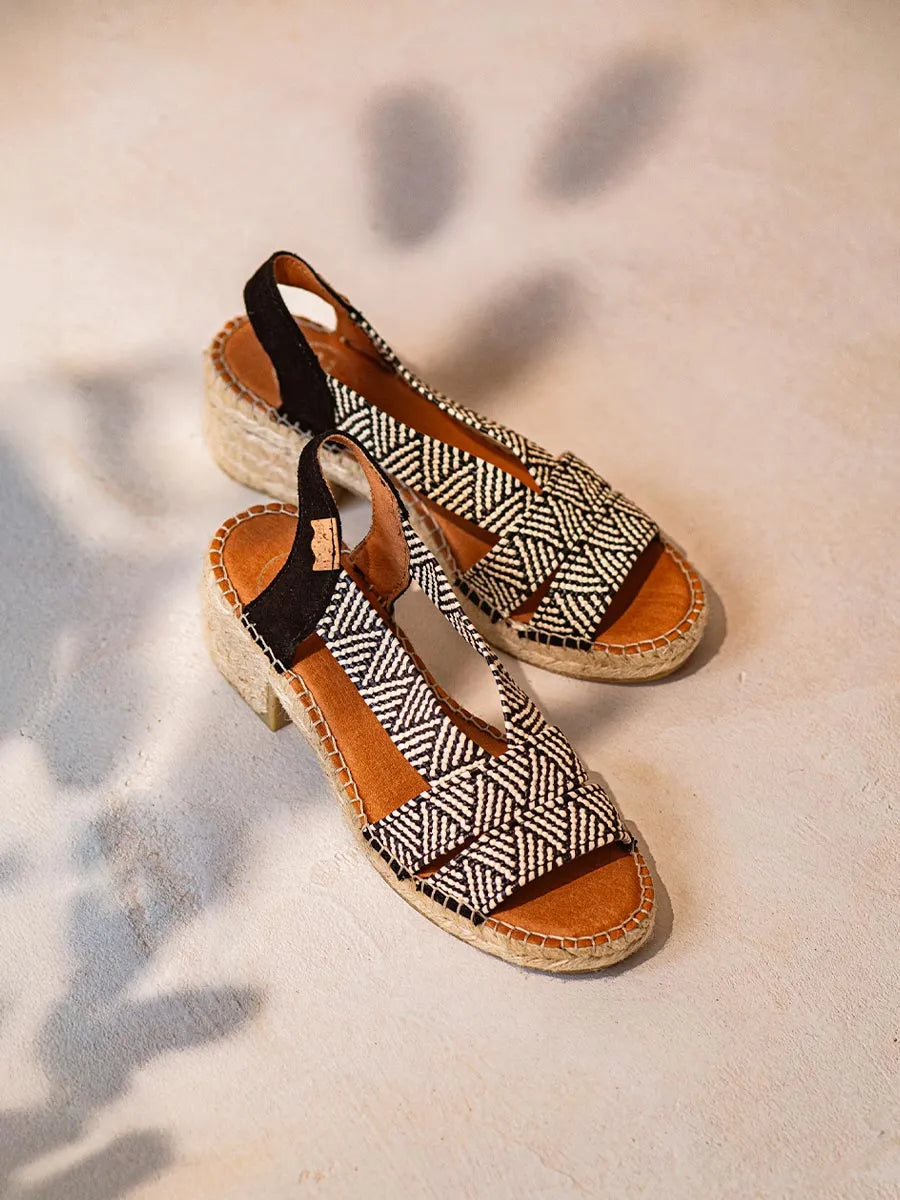 Women's espadrille with wide heel and two-tone elastics