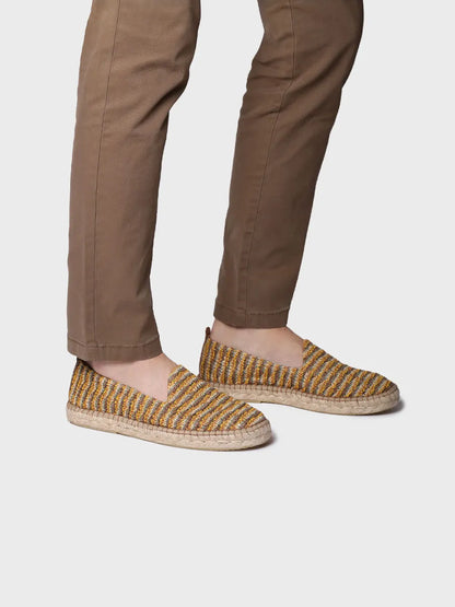 Closed espadrille for men in raffia