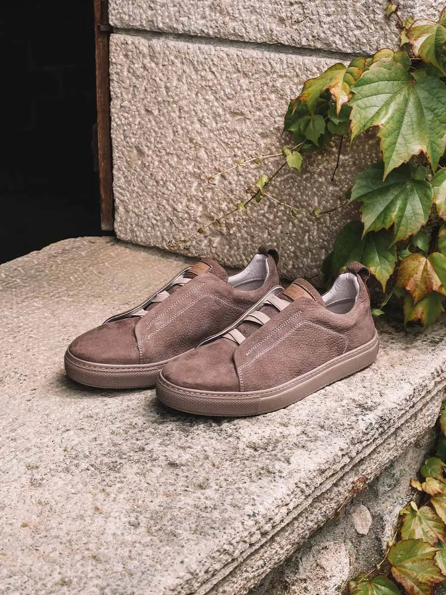 Zapatos con cordones hombre - Deportivas con cordones elásticos en nobuk para hombre | DORCA  - Toni Pons  