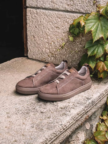 Zapatos con cordones hombre - Deportivas con cordones elásticos en nobuk para hombre | DORCA  - Toni Pons  