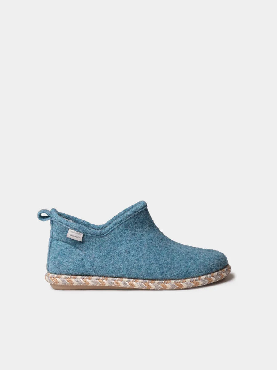 Women's padded clog-style slippers with wedge