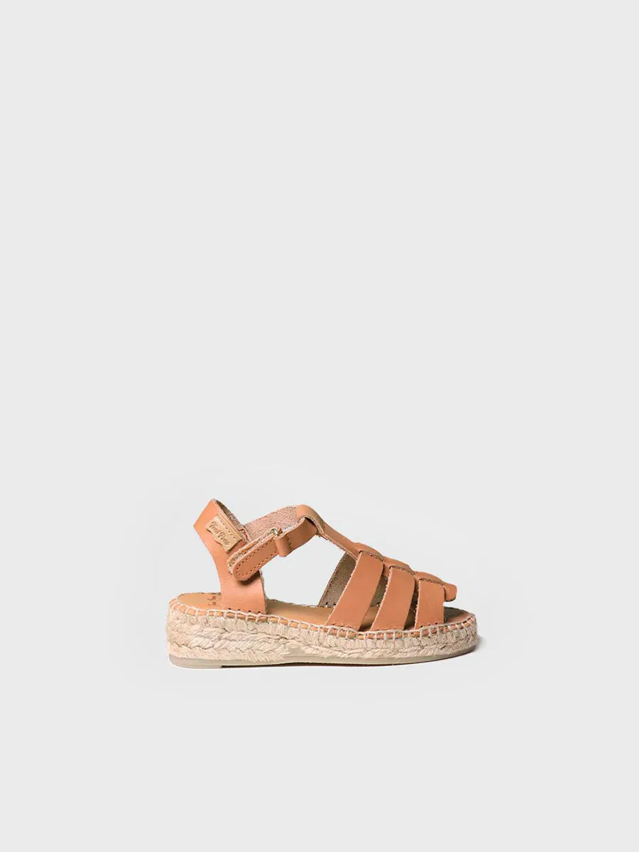 Girl's crab sandal in Tan colour - ELMA