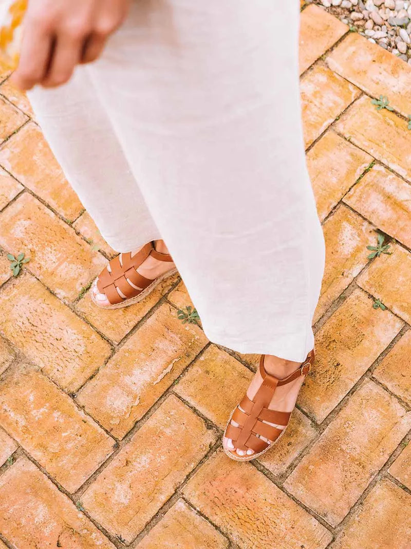 alpargatas mujer - Sandalias cangrejeras planas de mujer en piel | EMMA  - Toni Pons  