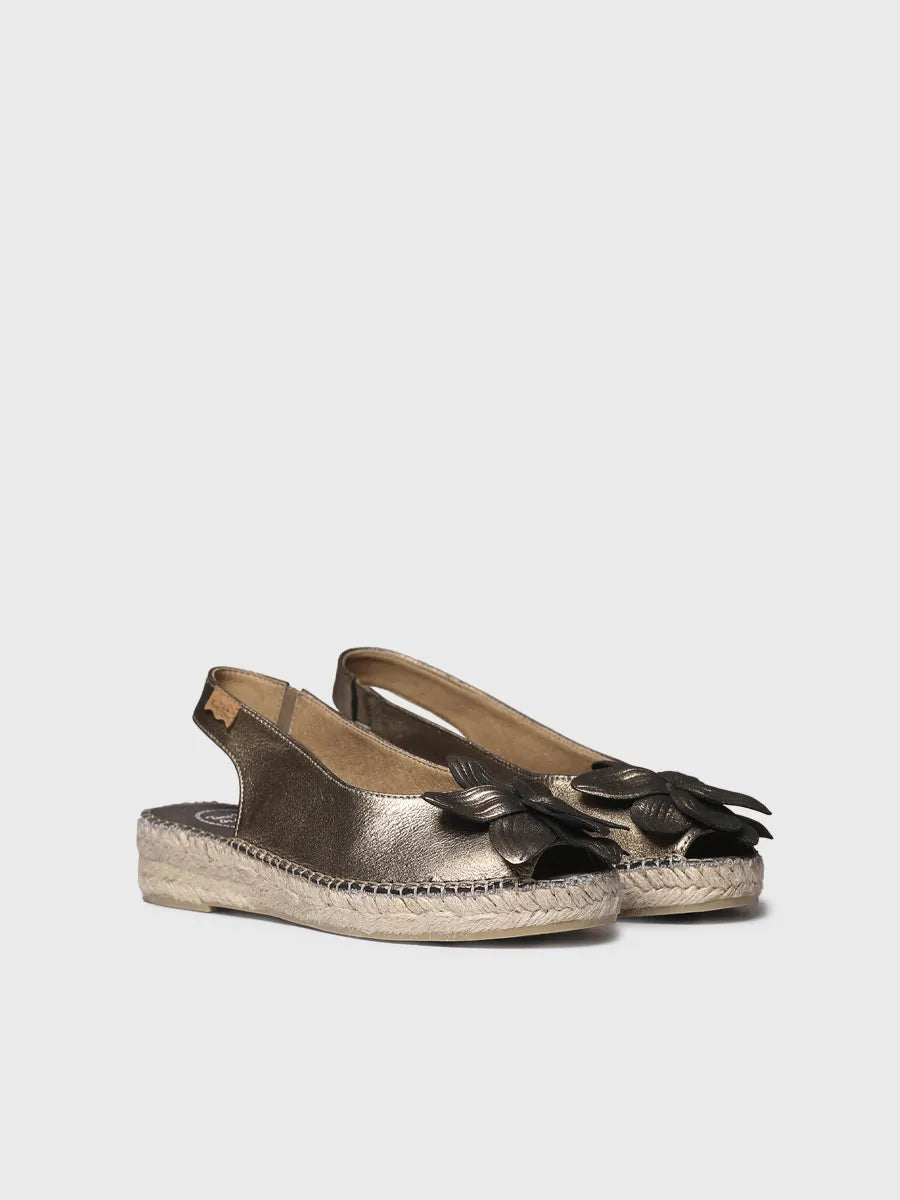  - Alpargatas planas de mujer metalizadas con una flor | ERICA-FN  - Toni Pons  