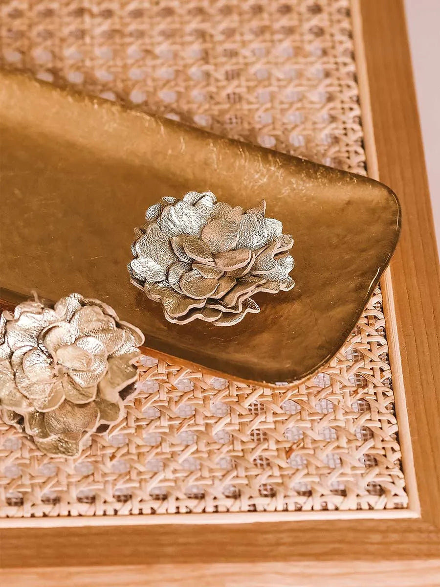 Broche de piel en forma de flor - FLOR-P