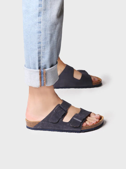 Men's sandal with buckles