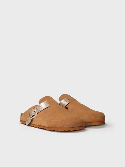 Women's clog in suede with buckle