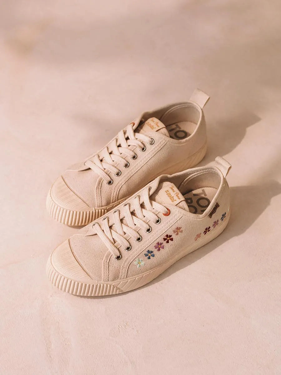 Zapatilla deportiva baja de mujer en algodón reciclado y bordados | GILDA-EA