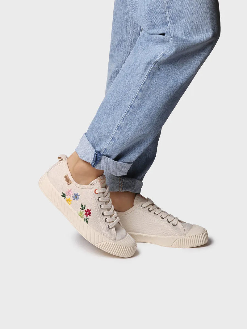 zapatillas mujer - Zapatilla deportiva baja de mujer en algodón reciclado y bordados | GILDA-EJ  - Toni Pons  