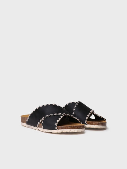 Women's BIO sandal in leather with crossed straps