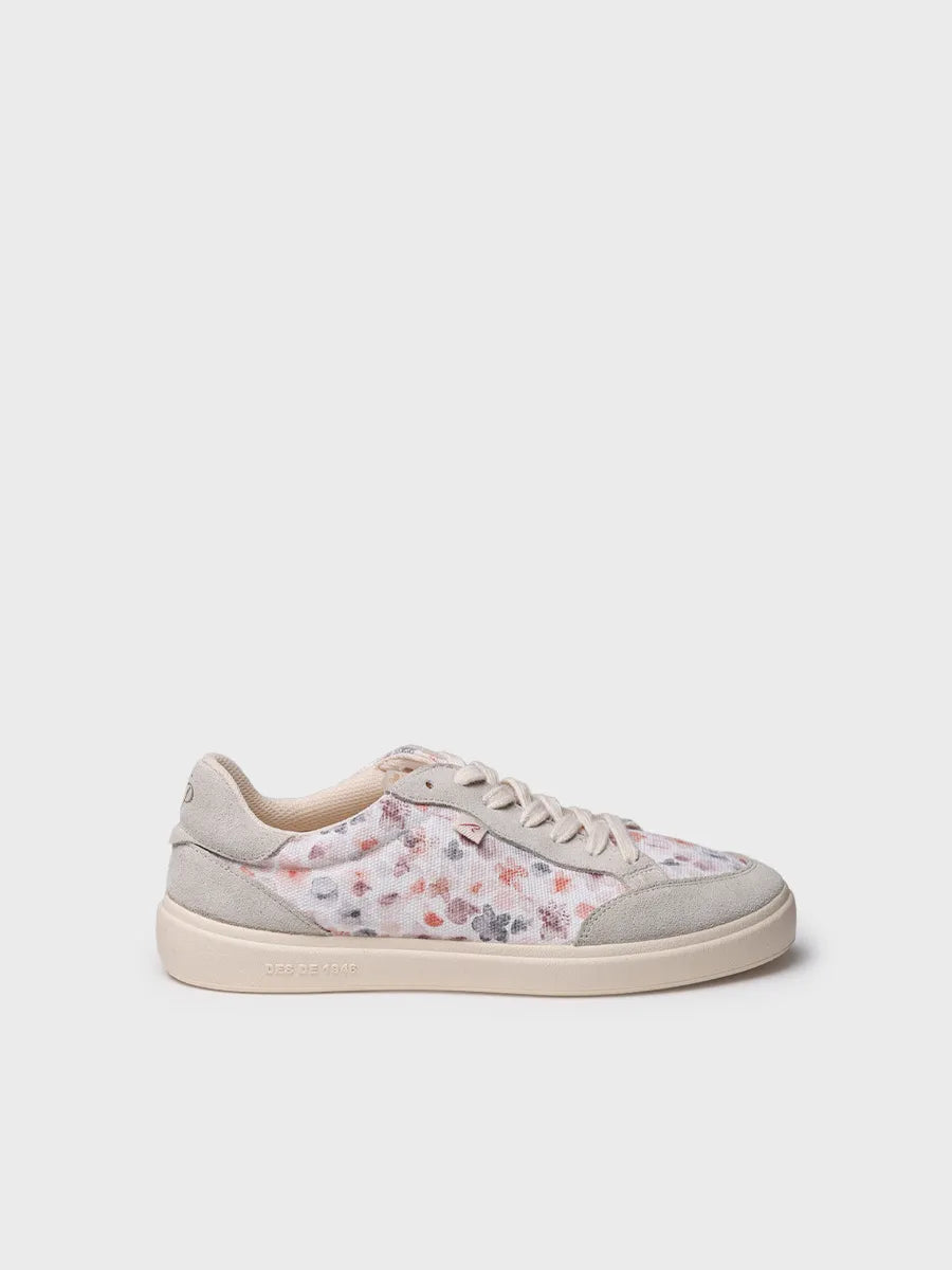 Women's athletic shoe with floral print