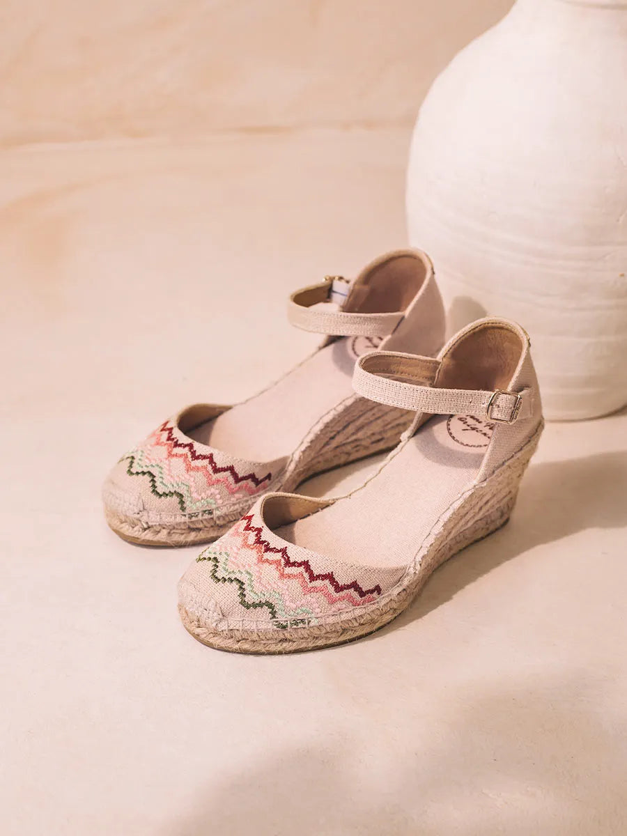 zapatillas mujer - Alpargata vegana de cuña con bordado en punto de cruz | JESSIE  - Toni Pons  