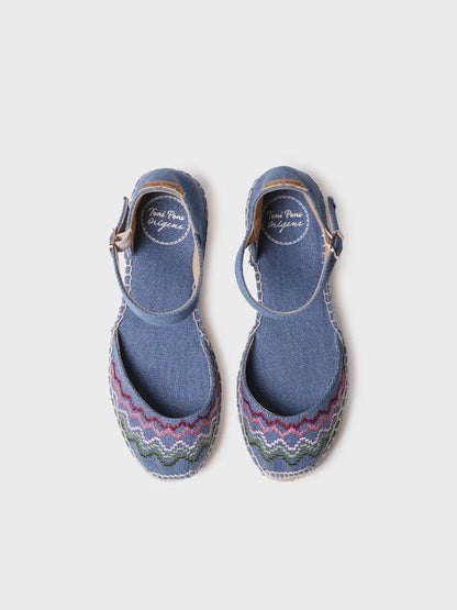 Vegan wedge espadrille with cross-stitch embroidery