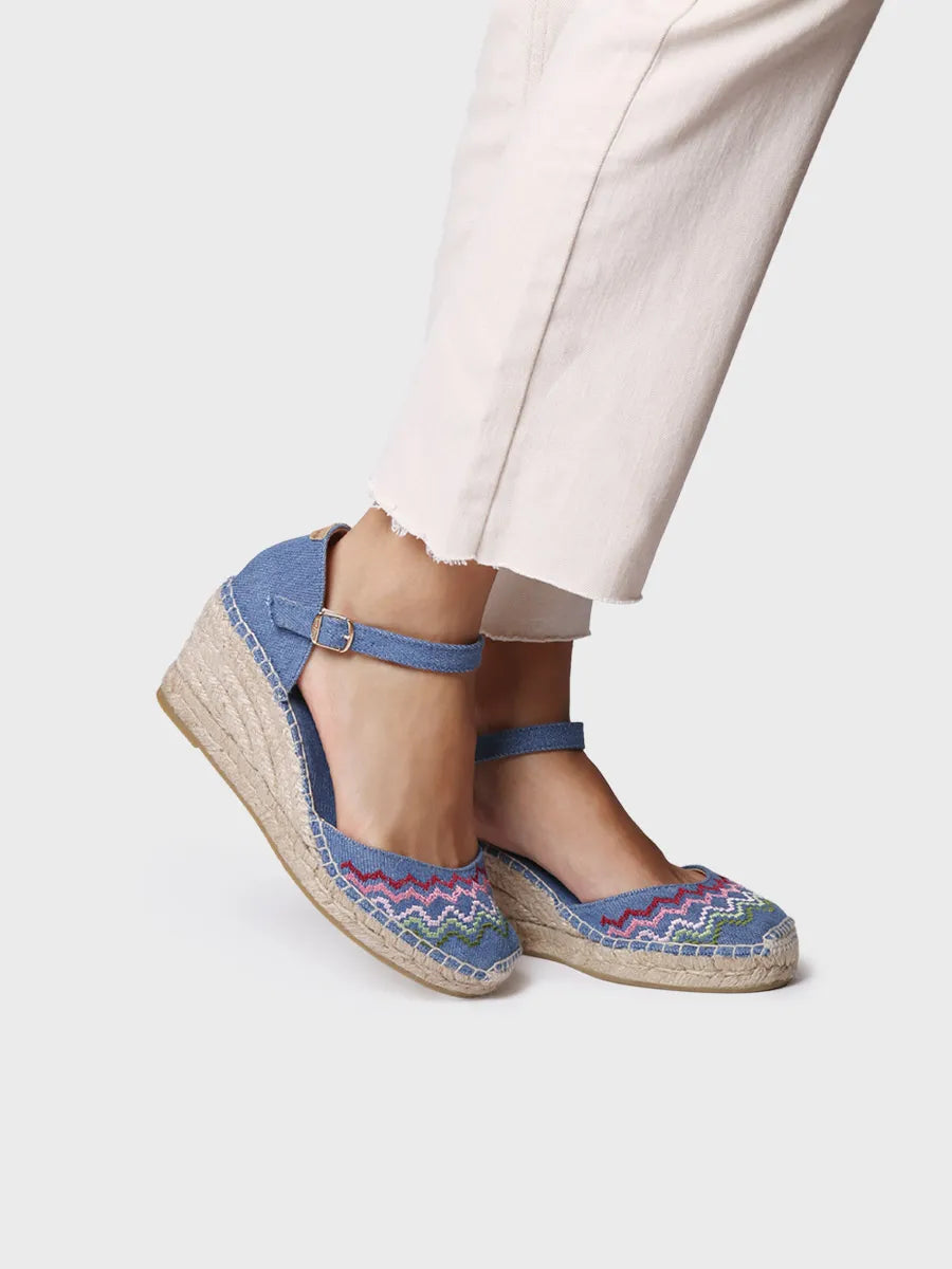 Vegan wedge espadrille with cross-stitch embroidery