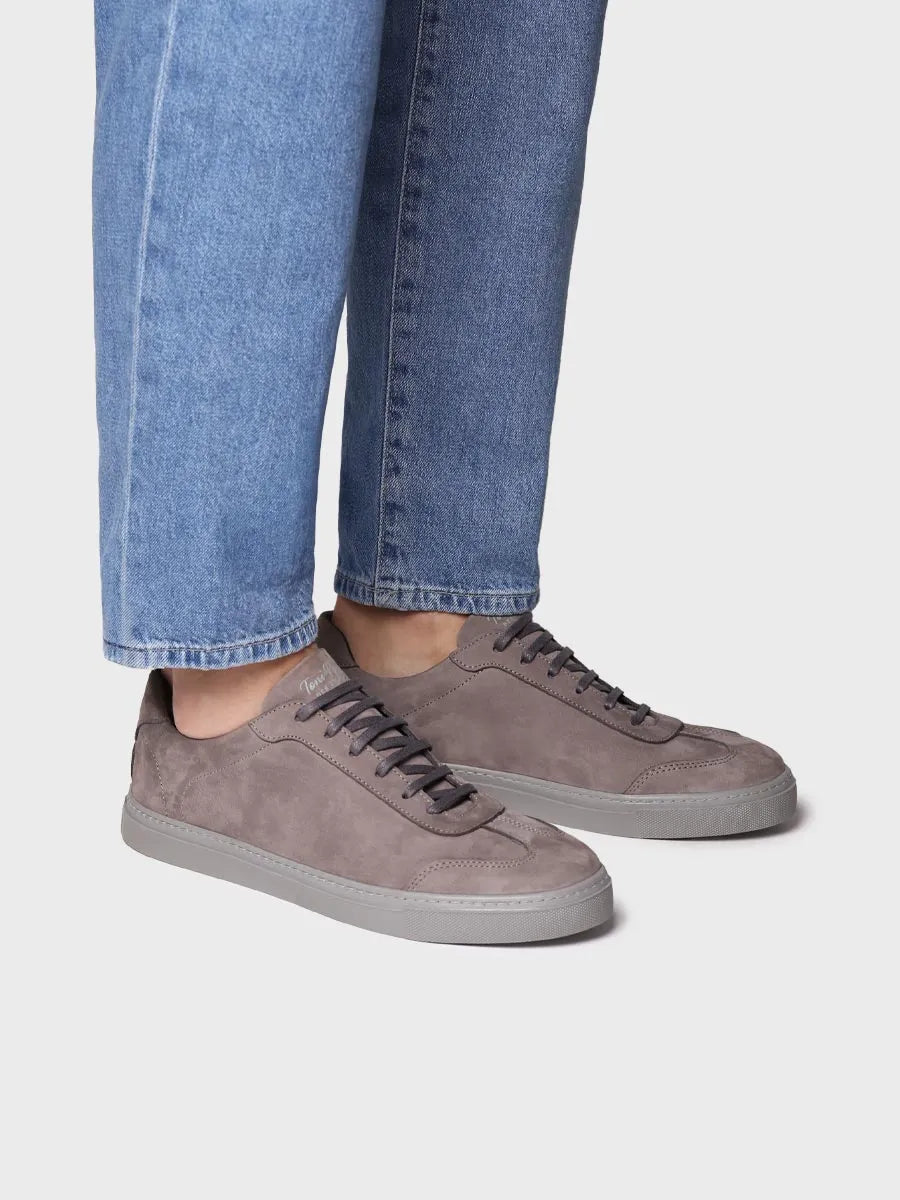 Chaussures pour homme en nubuck gris avec lacets 