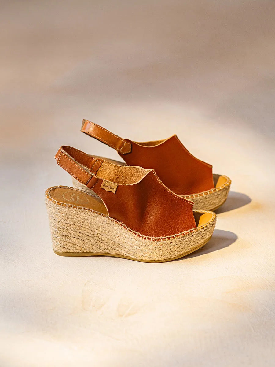 Espadrillas da donna in pelle con zeppa e chiusura in velcro 