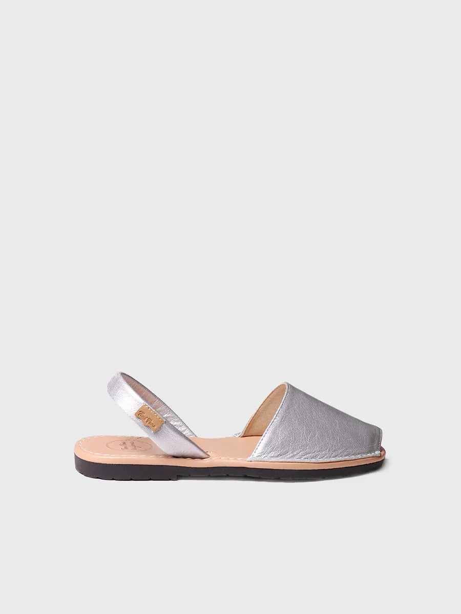 Women's classic menorquine sandals in leather