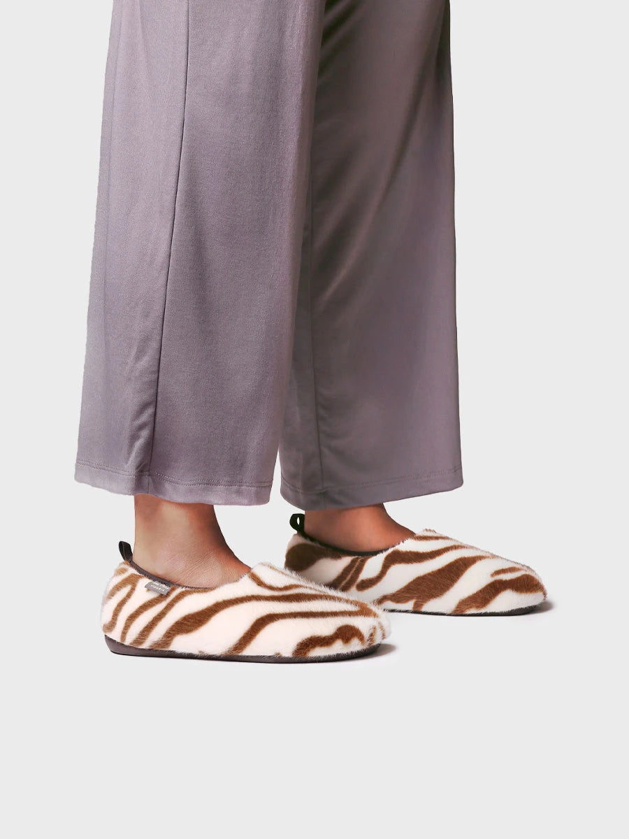 Zapatillas de casa mujer - Pantufla en pelo con estampado leopardo para mujer | MARTA-PA  - Toni Pons  