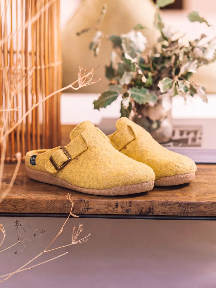 Slipper de mujer tipo zueco con hebilla | MIMA-FP
