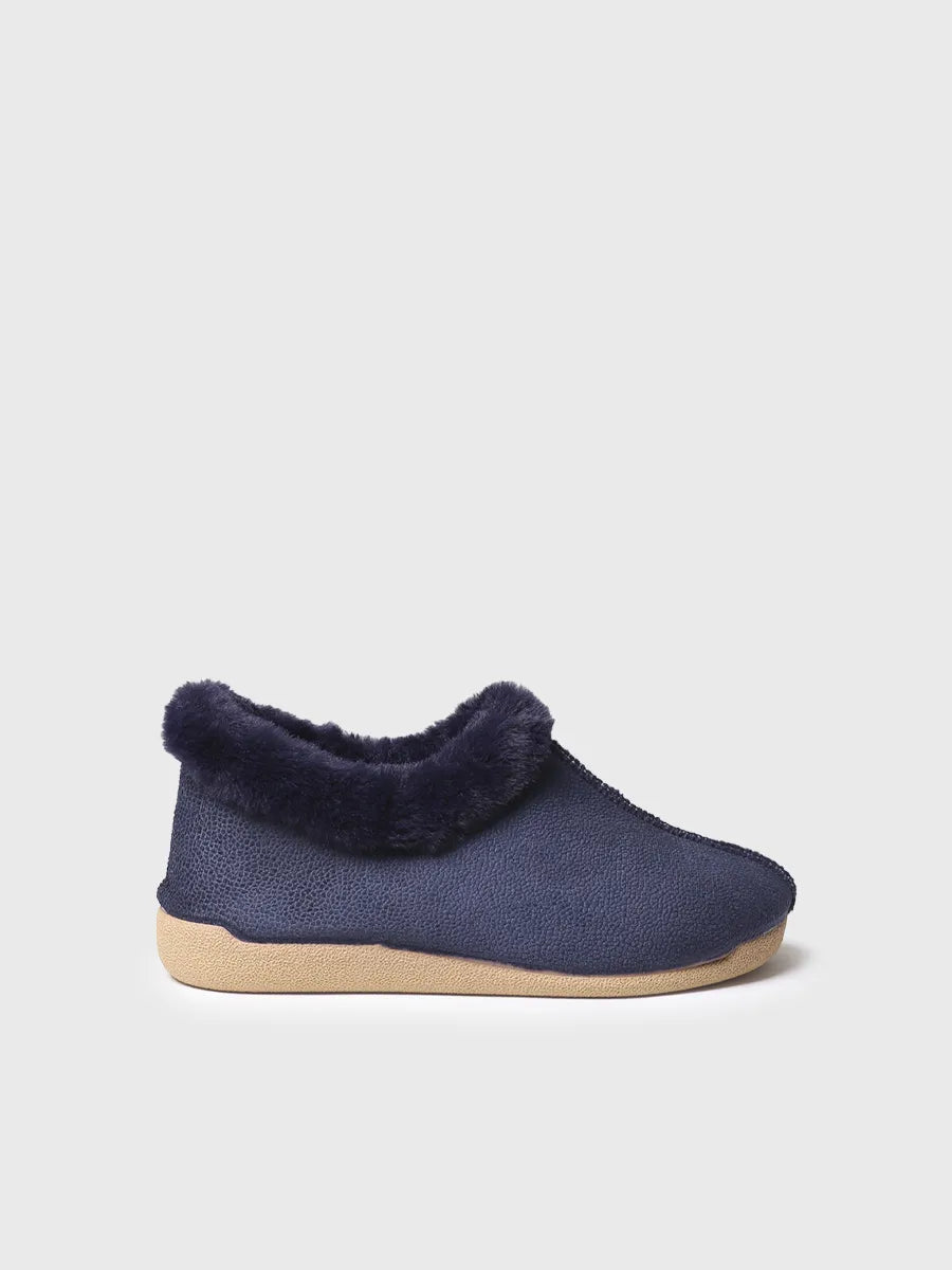 Women's ankle house slipper in navy blue 