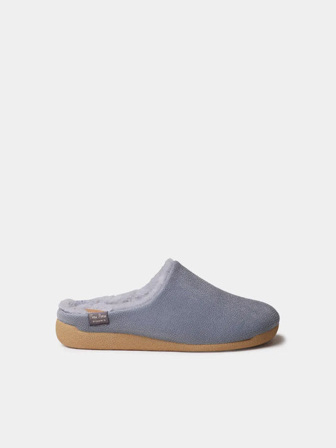 Women's clog-style slipper made from recycled felt