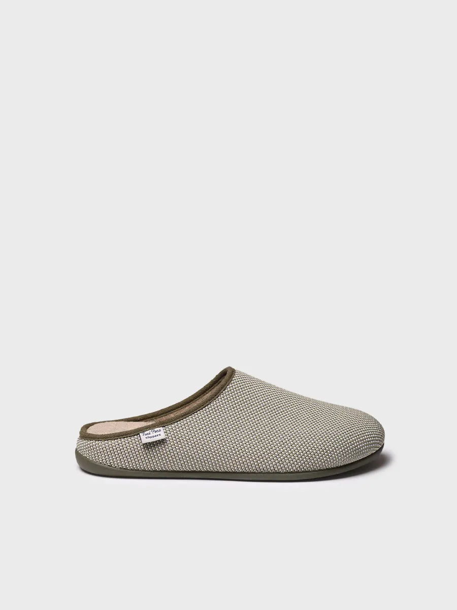 Men's clog-type slipper in mesh-like fabric