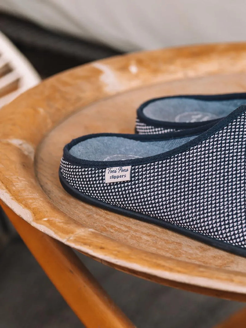 zapatillas de casa hombre - Zapatilla de casa tipo zueco de hombre en rejilla | NASH-JO  - Toni Pons  