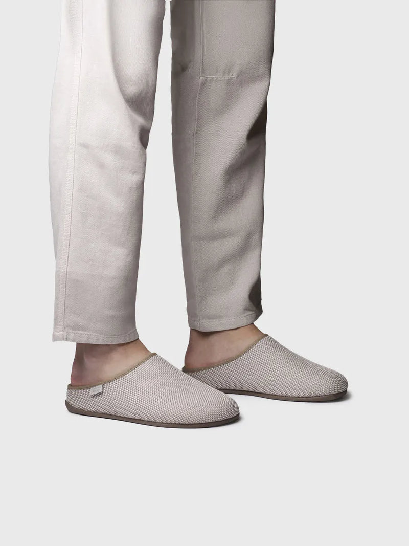  - Zapatilla de casa tipo zueco de hombre en rejilla | NASH-JO  - Toni Pons  