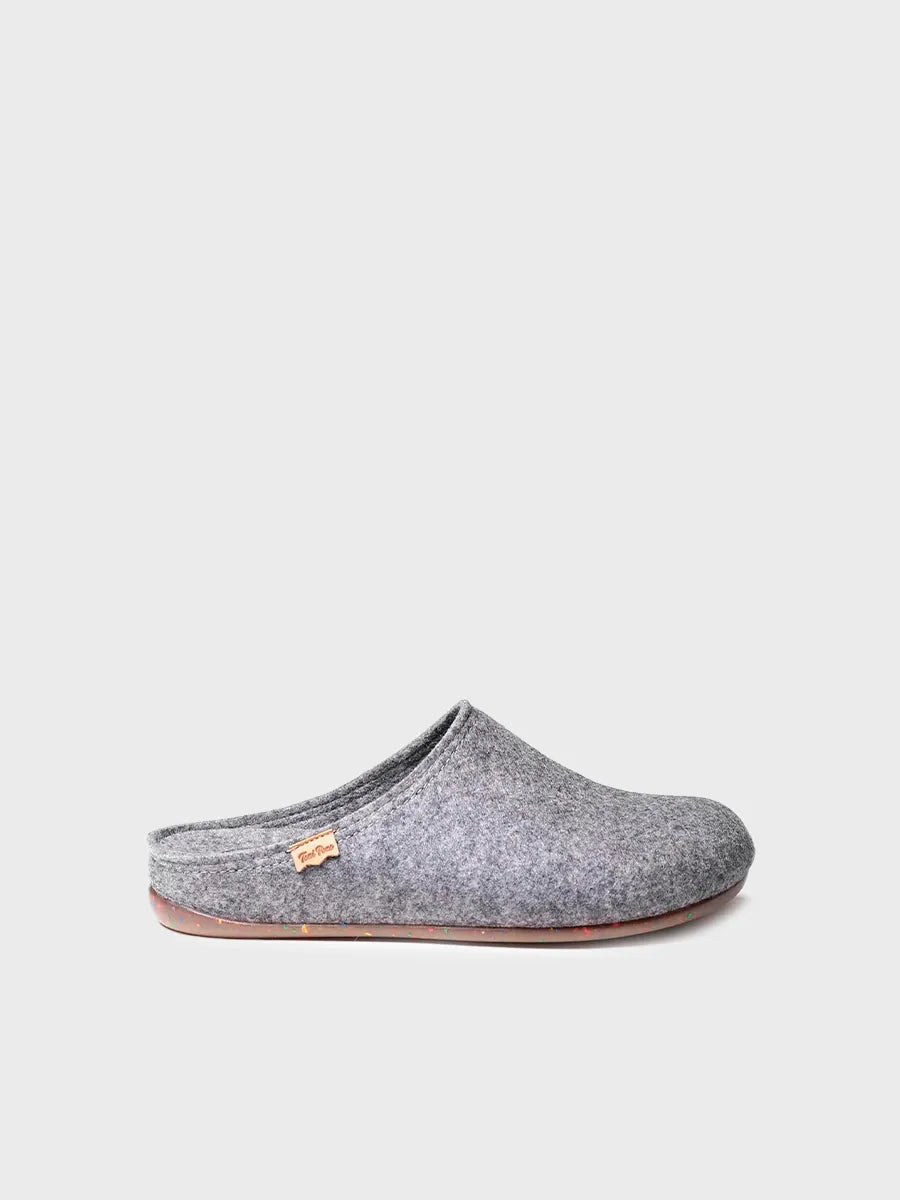 Men's house slipper made from recycled felt in beige 