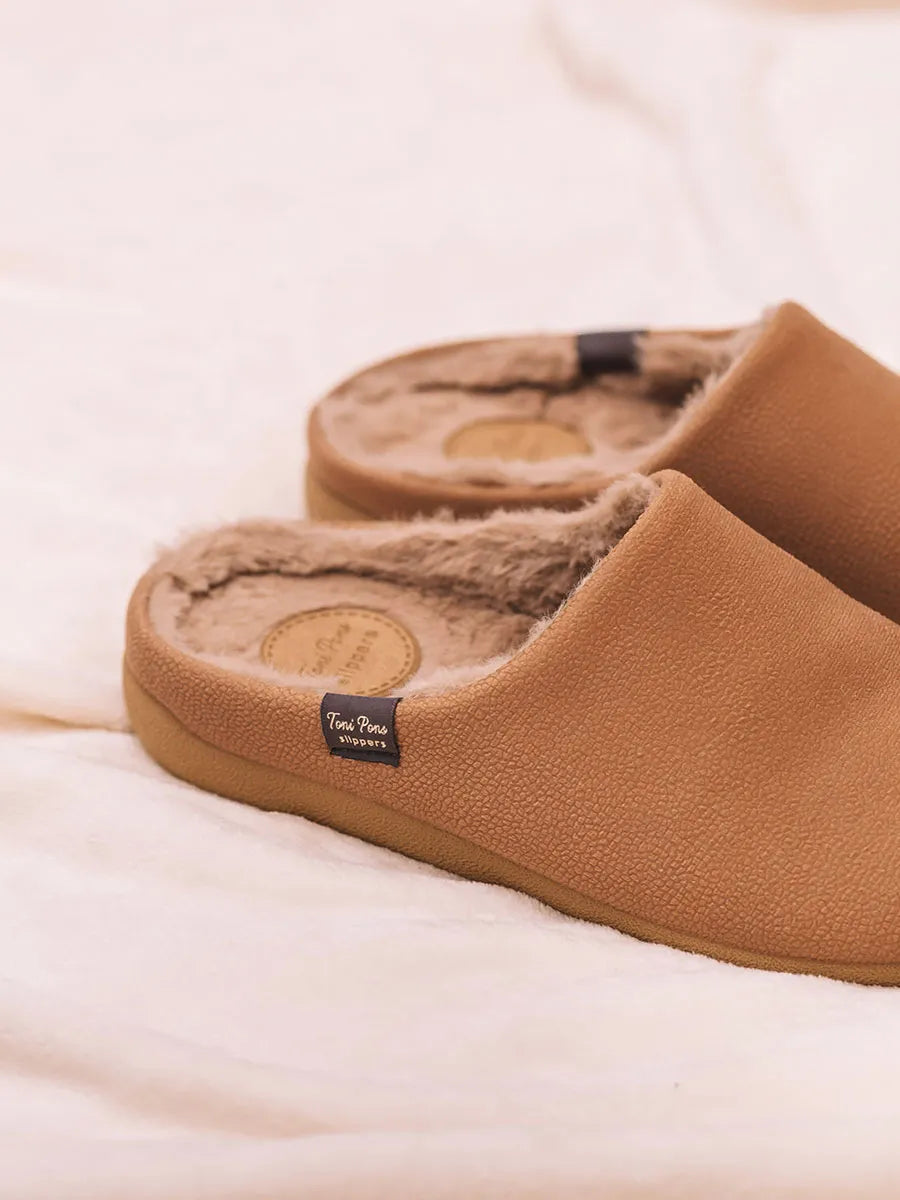 Chaussons pour hommes en tissu camel 