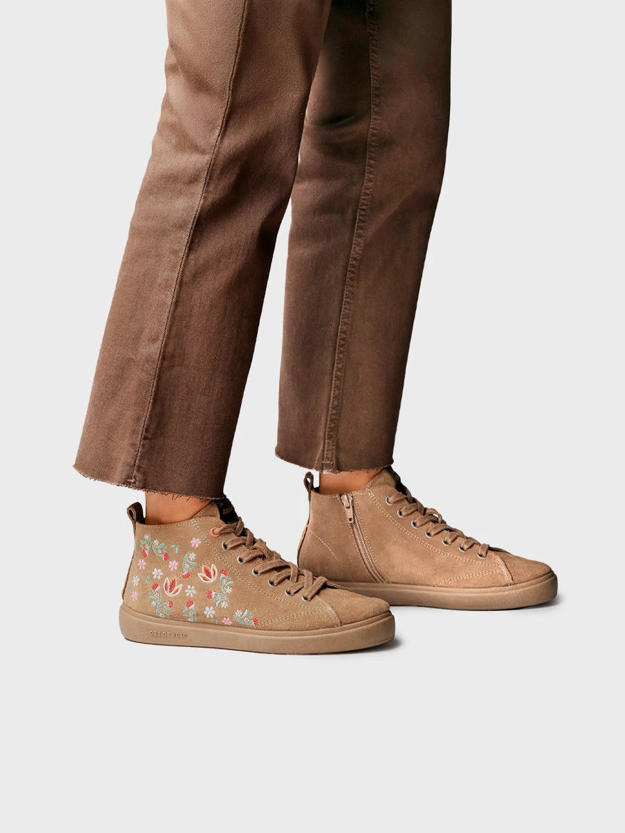 Zapatillas mujer - Botín para mujer en serraje con bordado floral | ORDIS  - Toni Pons  