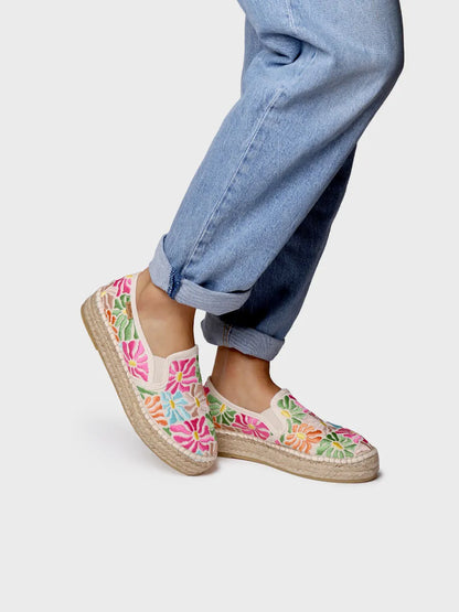 Closed cotton espadrille embroidered multicolour