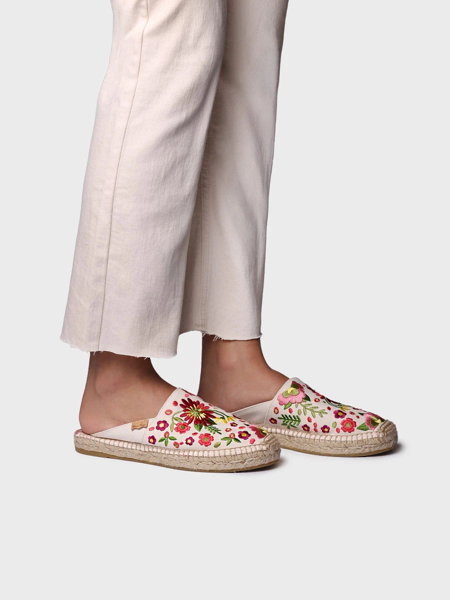  - Alpargata mule de mujer con bordado floral | ROVIRA  - Toni Pons  