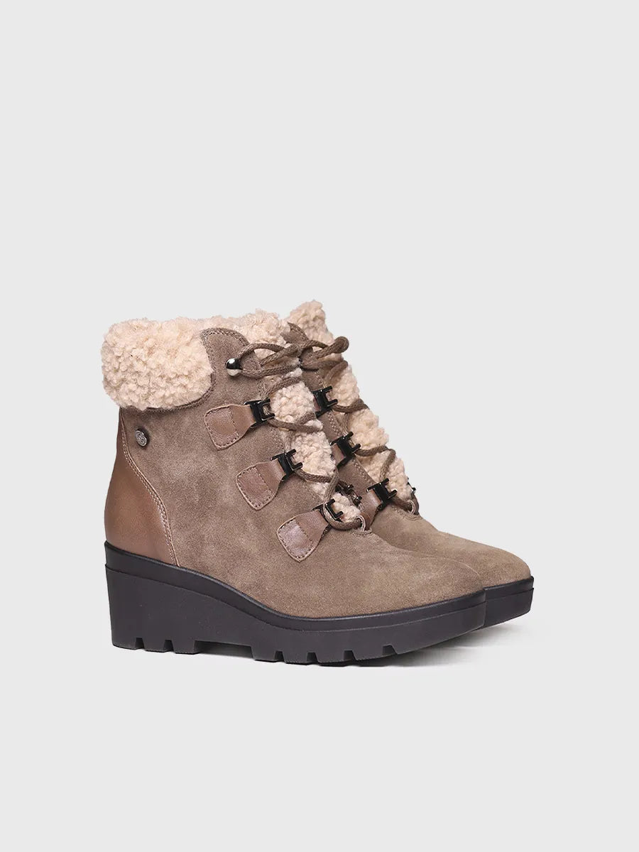 Women's leather boot