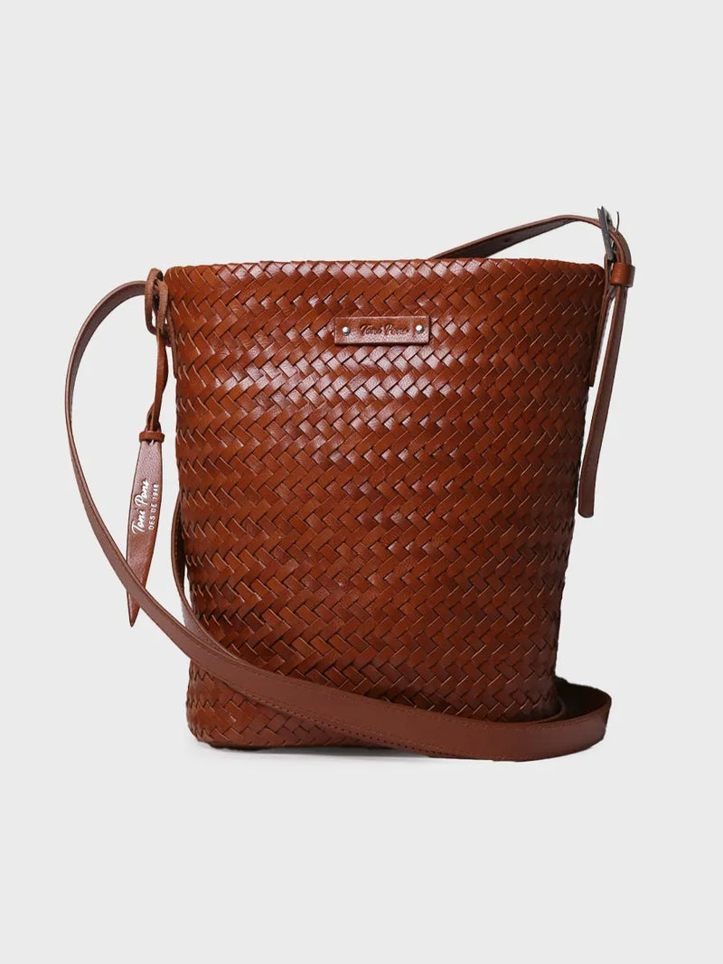 Complementos - Bolso bombonera en cuero trenzado con tira ajustable | SALLY  - Toni Pons  