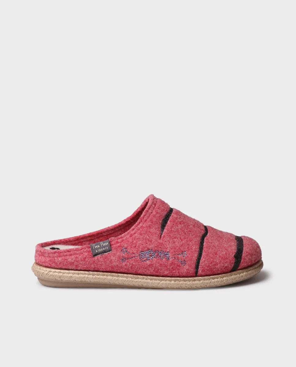 Women's rubber slippers with soft lining