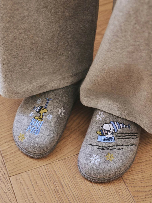 Haus-Slipper aus Filz mit Snoopy-Motiv für Damen | SNOOPY