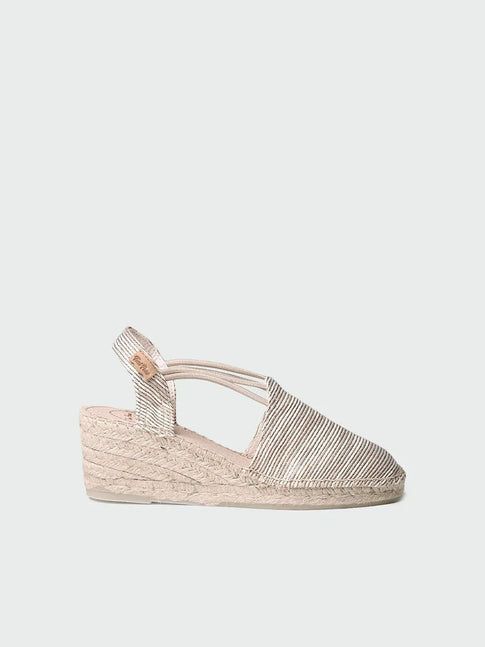 Wedge espadrilles with elastic straps