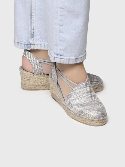 Wedge espadrilles with elastic straps