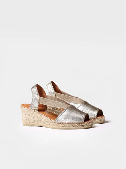 Espadrillas in pelle con zeppa media aperte dietro 