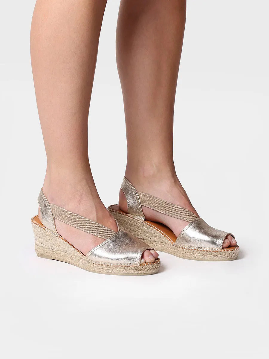 Espadrillas in pelle con zeppa media aperte dietro 