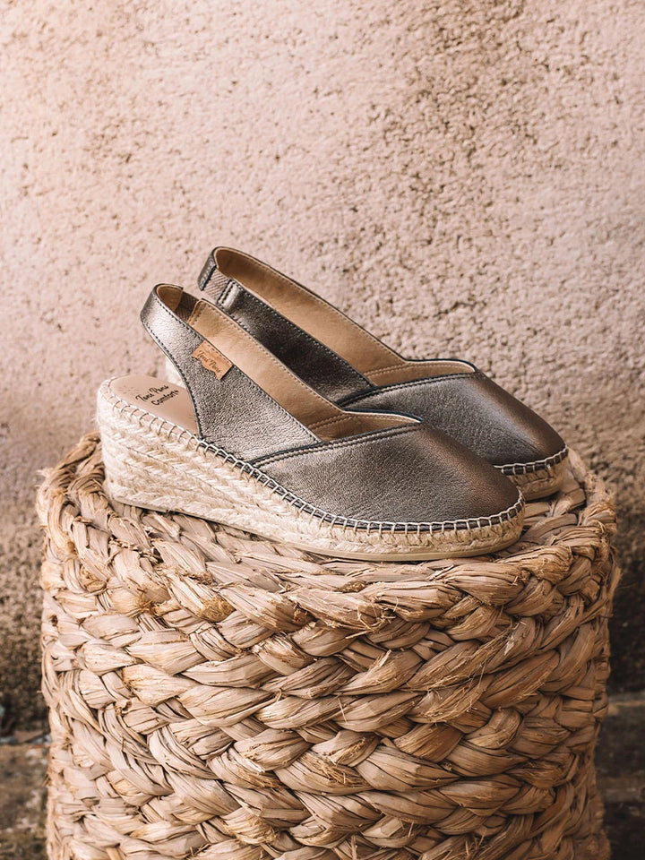  - Alpargata de mujer en piel con cuña para un calce más ancho | TERMAL  - Toni Pons  