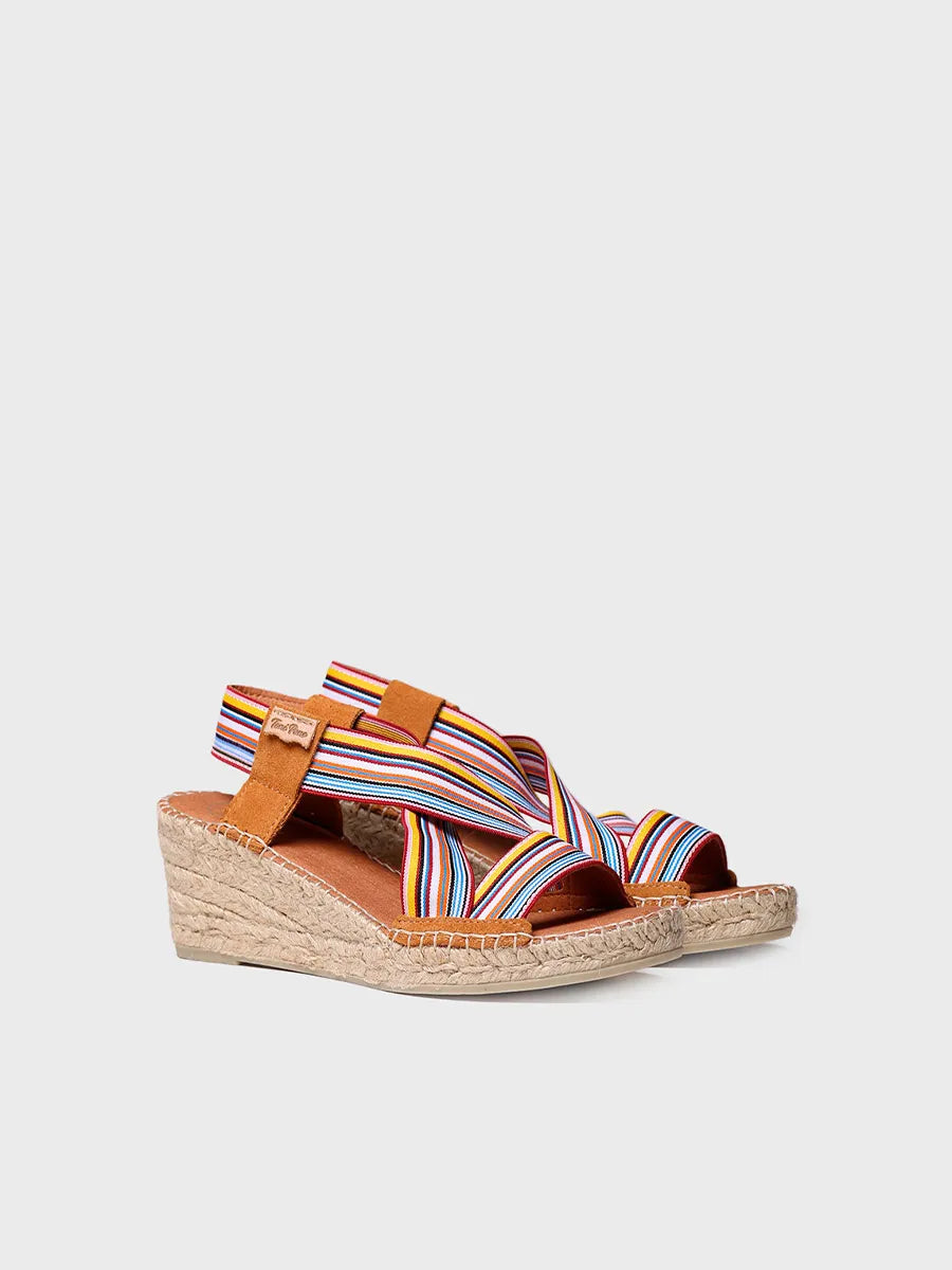 Women's espadrille with wedge and elastic bands