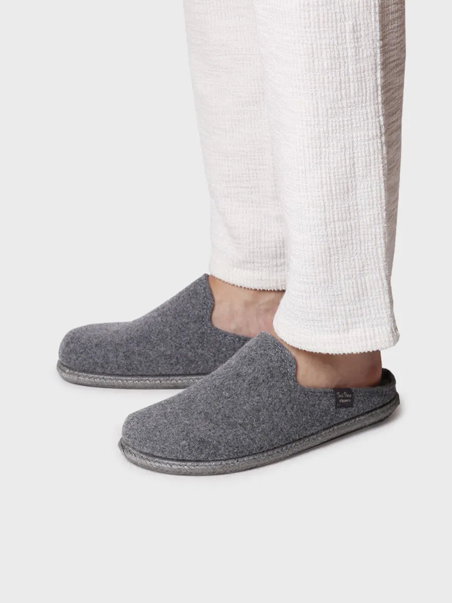 Chaussons pour hommes en laine recyclée en beige 