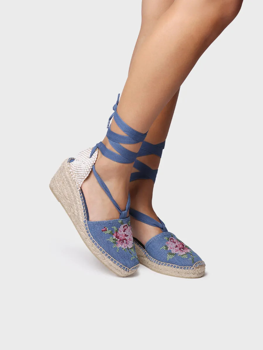 Women's vegan espadrille in cotton with embroidery and wedge