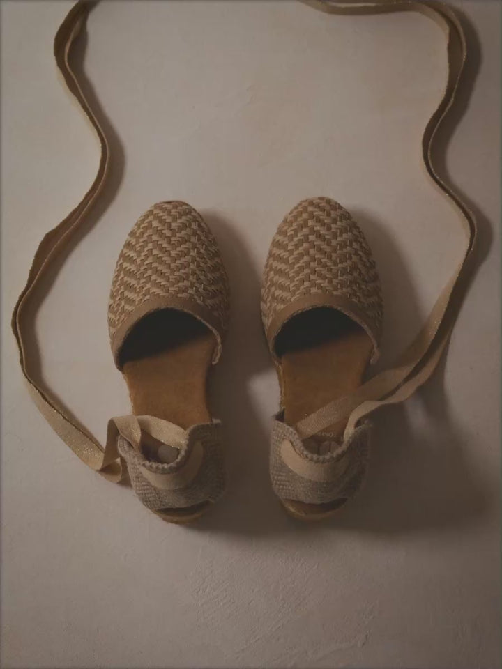 Damen-Keil-Espadrille mit geflochtenen Lederbändern | FIGUERES80